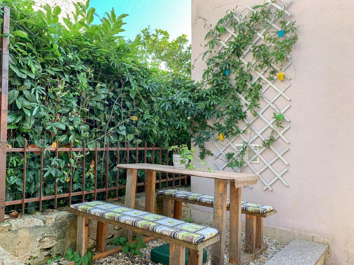 Apartmani Sincic Pula Exteriör bild