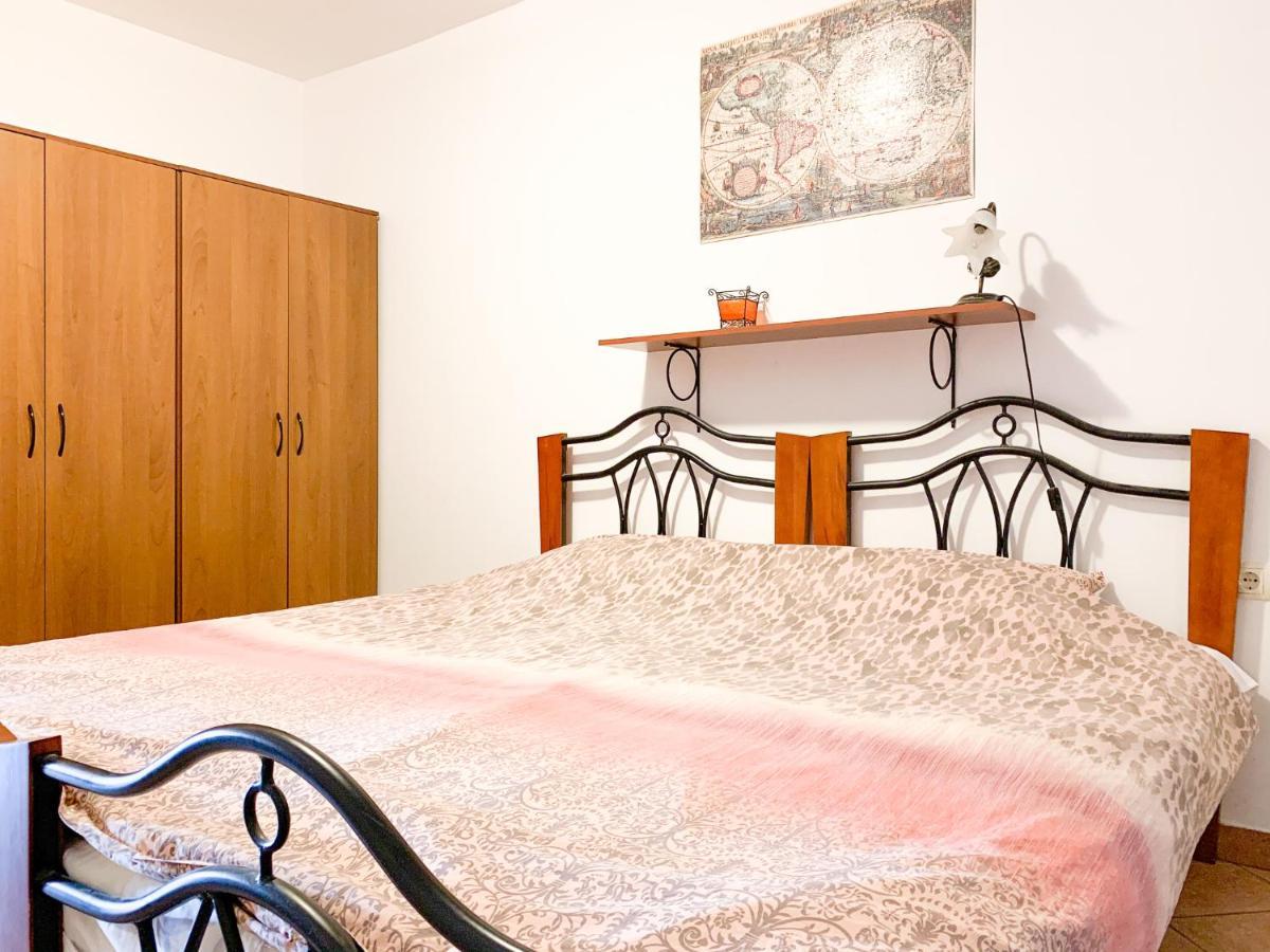 Apartmani Sincic Pula Exteriör bild